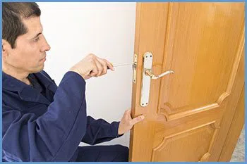 State Locksmith Services Van Nuys, CA 818-491-5045 State Locksmith Services Van Nuys, CA 818-491-5045 - 1-locksmith-service